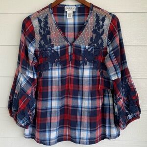 ❤️For the Republic ~ Women’s Embroidered Plaid Flannel Top Size S